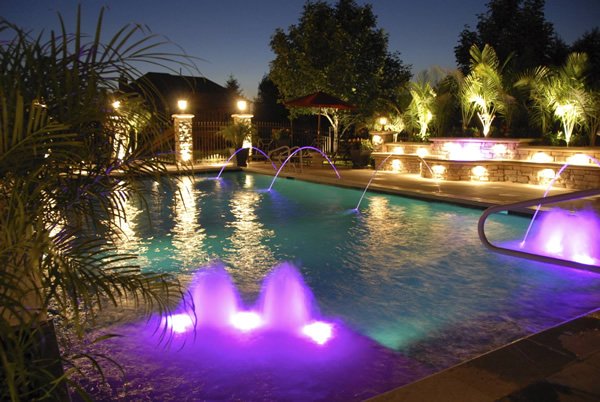Underwater lights in pools Underwater lights in pools