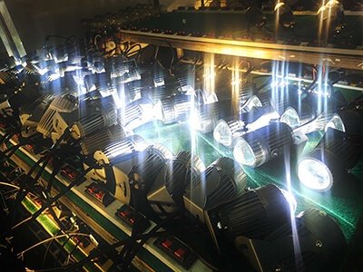 Narrow beam angle led flood light aging test